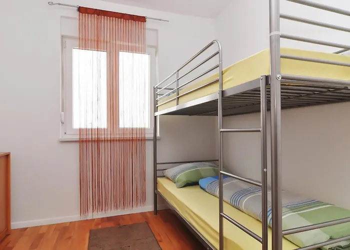 Gorgeous In With Swimming Pool * Нин